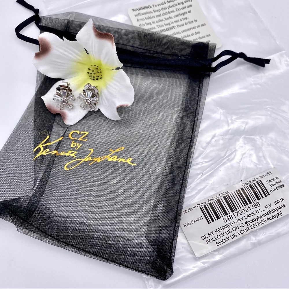 NWT Kenneth Jay Lane Baguette Flower Earrings - Picture 13 of 14